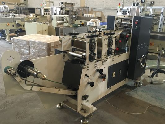 Mesin Tissue Saku Kecil Handky Dengan Divisi Lipat Otomatis 5.5KW